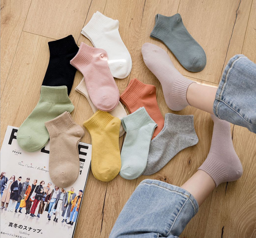 Simple Solid Color Vertical Stripes Low Cut Socks Women Cotton Girls Ankle Socks Fresh School White Black Non Slip Loafer Socks