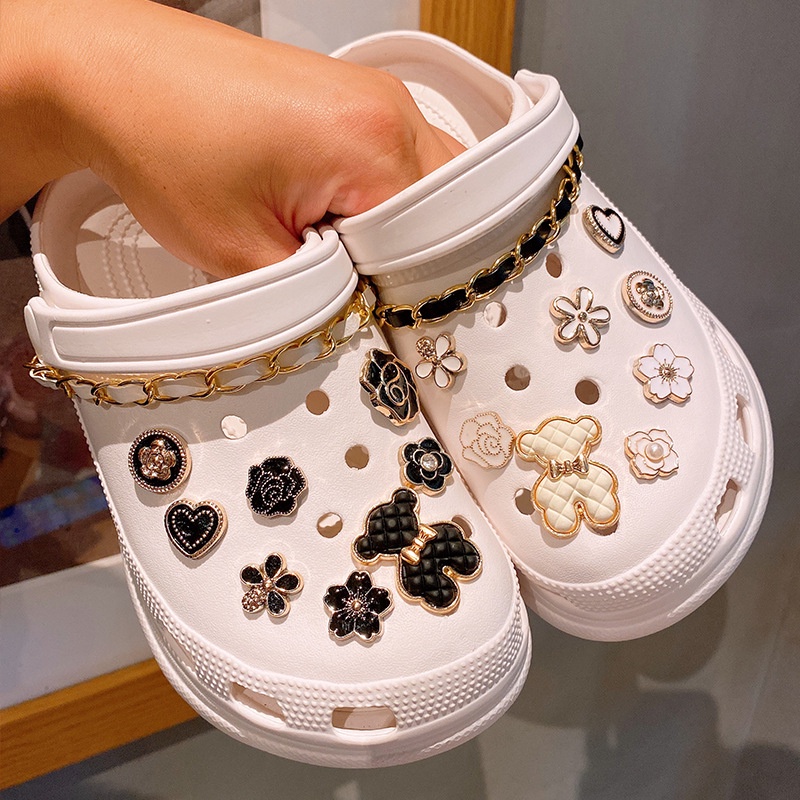 （SHOE CHARMS 3D SET 4/7/14 PCS) cute women sandals decoration/Kids Shoe Slipper decoration-AA57